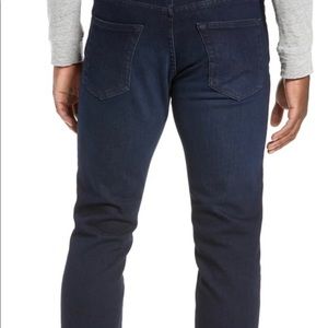 Everett Slim Straight Leg Jeans
AG